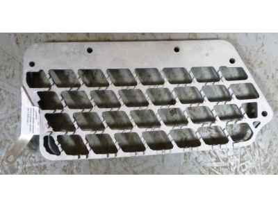 Подножка алюминиевая нижняя тягач/миксер правая  SH F3000 SHAANXI / Shacman (ШАНКСИ / Шакман)  фото 1 Пятигорск